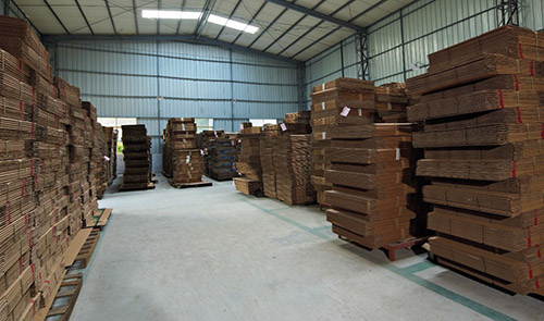 陝西牛皮紙(zhǐ)箱廠房